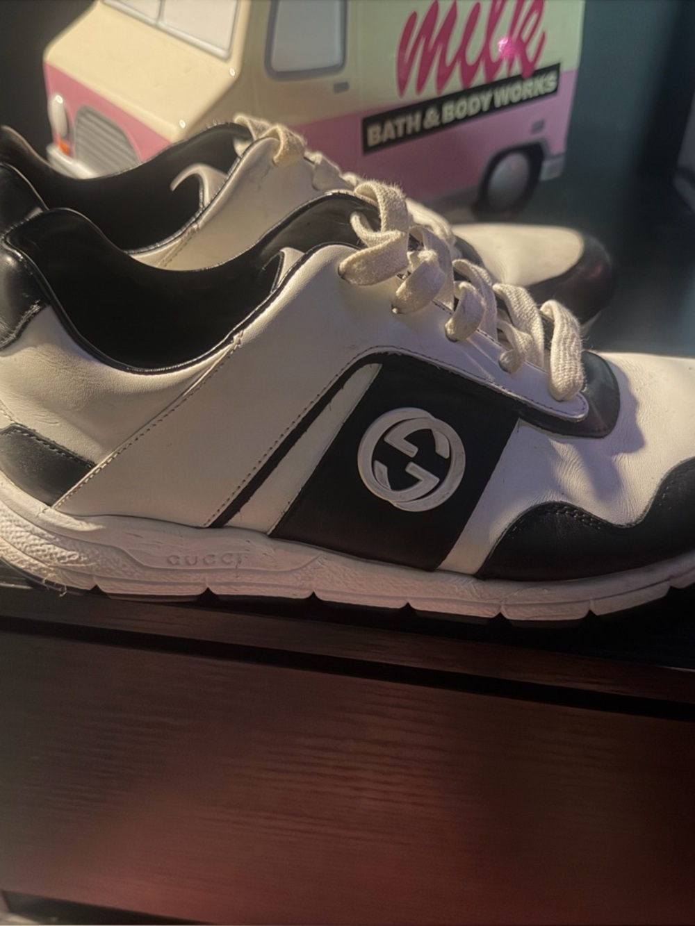 Gucci sneakers size 8 women ( can be unisex) - Picture 7 of 12